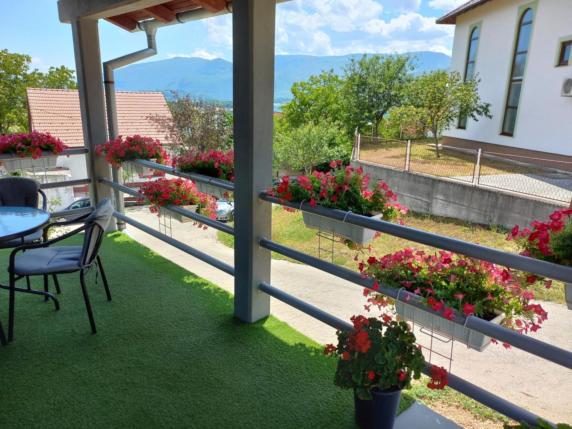 Apartman Konak Prozor Eksteriør billede
